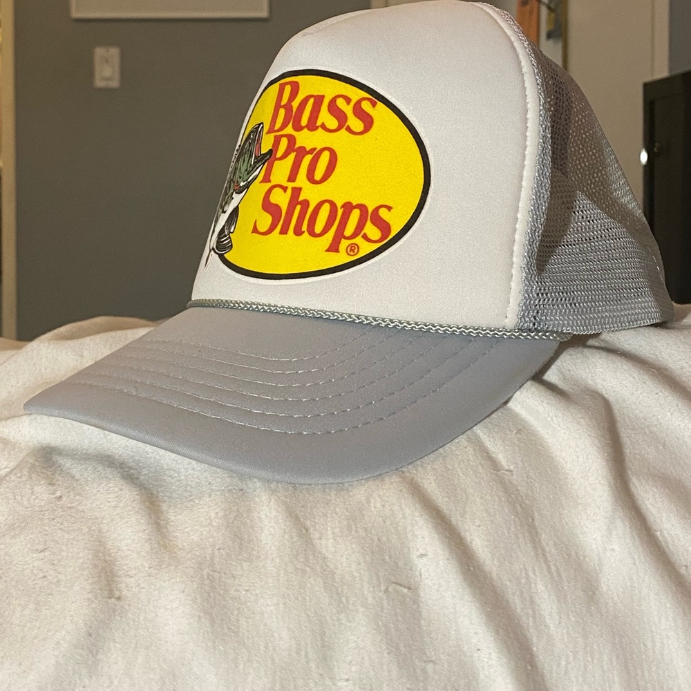 GREY BASS PRO SHOP HAT